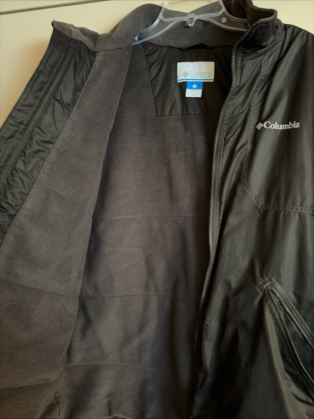 Columbia Men's Performance Jacket - Picture 7 of 7
